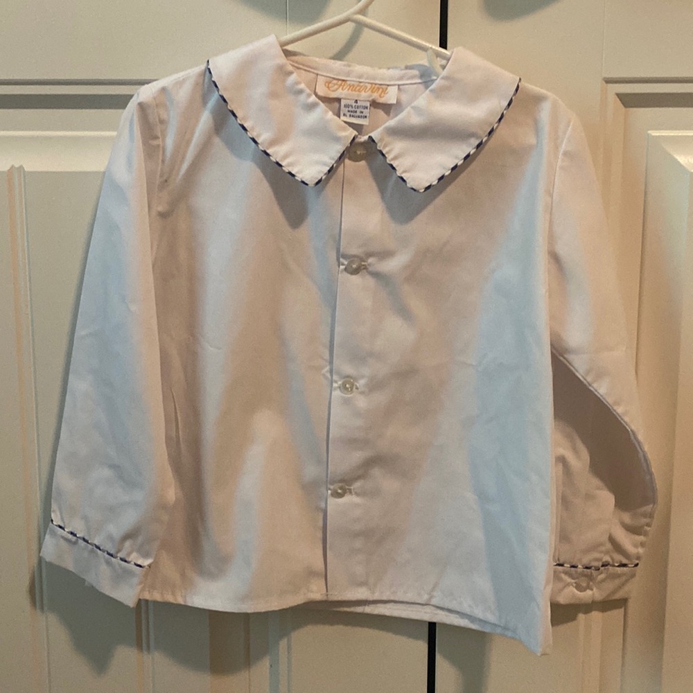 Button down dress shirt with blue plaid lined color and cuffs